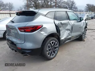 2025 Chevrolet Blazer RS с VIN 3GNKBKRS3SS124978, выставлен на аукционе IAAI как лот 41679182 с пробегом 3 532 миль миль и . История ставок и продаж доступна на DreamBid. Изображение 4.