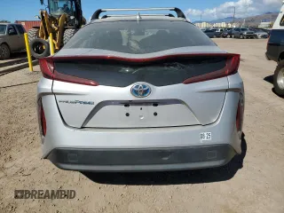 2020 Toyota Prius LE z VIN JTDKARFP4L3124967, wystawiony jako Copart lot #85278224 z przebiegiem 80 842 mil mil oraz Szkoda całkowita • Salvage title. Historia ofert i sprzedaży dostępna na DreamBid. Obrazek 6.