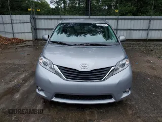 2012 Toyota Sienna LE AAS with VIN 5TDKK3DC8CS224112, listed as a Copart auction lot 59701725 with 200,726 mi miles and Salvage title. Bid and sale history available at DreamBid. Image 5.