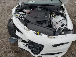 2024 Alfa Romeo Giulia Veloce z VIN ZARFAMBNXR7682239, wystawiony jako Copart lot #68413004 z przebiegiem 3 161 mil mil oraz Szkoda całkowita • Salvage title. Historia ofert i sprzedaży dostępna na DreamBid. Obrazek 12.