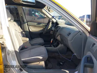 1997 Honda Civic EX z VIN 2HGEJ8646VH587451, wystawiony jako IAAI lot #42102826 z przebiegiem 13 144 mil mil oraz . Historia ofert i sprzedaży dostępna na DreamBid. Obrazek 5.
