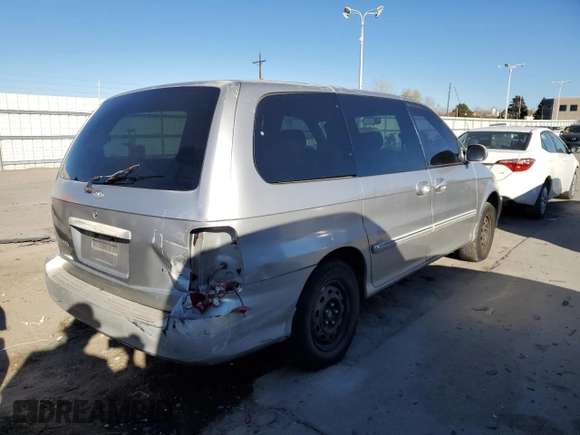 2003 Kia Sedona LX with VIN KNDUP131236371153, listed as a Copart auction lot 80989974 with 205,181 mi miles and Salvage Title. Bid and sale history available at carsss.com. Image 3.