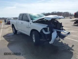 2016 Ram 1500 Outdoorsman z VIN 1C6RR7GT9GS327847, wystawiony jako IAAI lot #41823824 z przebiegiem 134 603 mil mil oraz . Historia ofert i sprzedaży dostępna na DreamBid. Obrazek 1.