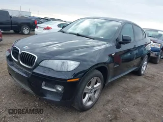 2014 BMW X6 xDrive35i z VIN 5UXFG2C56E0C45631, wystawiony jako IAAI lot #41967186 z przebiegiem 86 773 mil mil oraz . Historia ofert i sprzedaży dostępna na DreamBid. Obrazek 2.