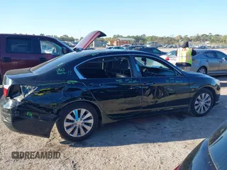 2014 Honda Accord EX-L with VIN 1HGCR2F81EA010048, listed as a IAAI auction lot 41754584 with 126,050 mi miles and . Bid and sale history available at carsss.com. Image 14.
