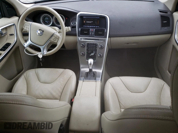 2013 Volvo XC60 3.2L z VIN YV4940DZ3D2451757, wystawiony jako Copart lot #58147575 z przebiegiem 86 021 mil mil oraz Czysty tytuł • Clean title. Historia ofert i sprzedaży dostępna na DreamBid. Obrazek 8.