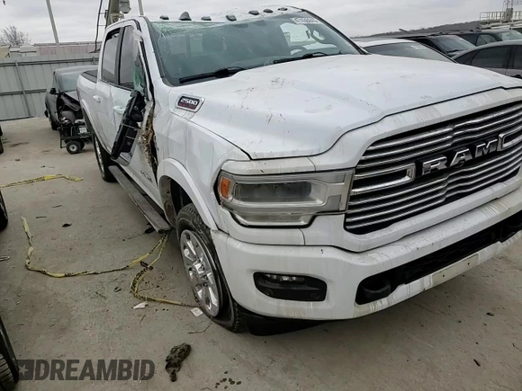 2020 Ram 2500 Laramie z VIN 3C6UR5FL1LG235410, wystawiony jako Copart lot #47436045 z przebiegiem 58 671 mil mil oraz Szkoda całkowita • Salvage title. Historia ofert i sprzedaży dostępna na DreamBid. Obrazek 11.