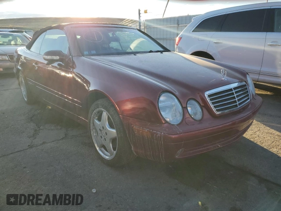 2001 Mercedes-Benz CLK 320/430 z VIN WDBLK70G11T071462, wystawiony jako Copart lot #79171794 z przebiegiem 57 024 mil mil oraz Szkoda całkowita • Salvage title. Historia ofert i sprzedaży dostępna na DreamBid. Obrazek 4.