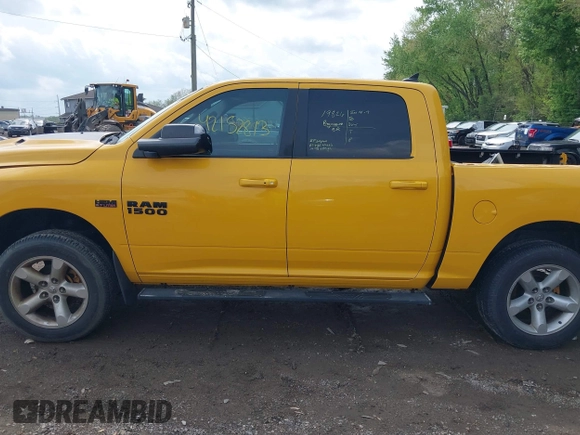 2016 Ram 1500 Sport z VIN 1C6RR7MT5GS322634, wystawiony jako IAAI lot #42152813 z przebiegiem 77 266 mil mil oraz . Historia ofert i sprzedaży dostępna na DreamBid. Obrazek 14.