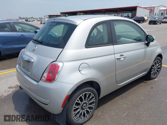 2012 FIAT 500 Pop z VIN 3C3CFFAR8CT126856, wystawiony jako IAAI lot #42278077 z przebiegiem 148 822 mil mil oraz . Historia ofert i sprzedaży dostępna na DreamBid. Obrazek 4.