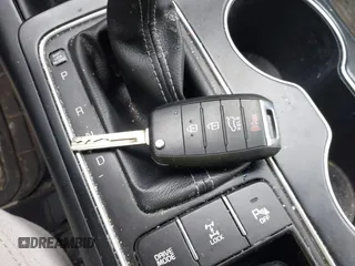 2018 Kia Sorento LX V6 with VIN 5XYPGDA5XJG419416, listed as a IAAI auction lot 41650650 with 95,897 mi miles. Bid and sale history available at carsss.com. Image 11.