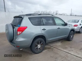 2007 Toyota RAV4 with VIN JTMZD33V175037270, listed as a IAAI auction lot 41549532 with 178,097 mi miles. Bid and sale history available at carsss.com. Image 4.