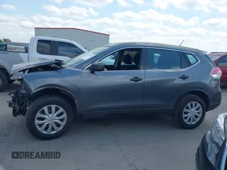 2016 Nissan Rogue SV with VIN 5N1AT2MTXGC784252, listed as a IAAI auction lot 42049242 with 101,872 mi miles. Bid and sale history available at carsss.com. Image 15.