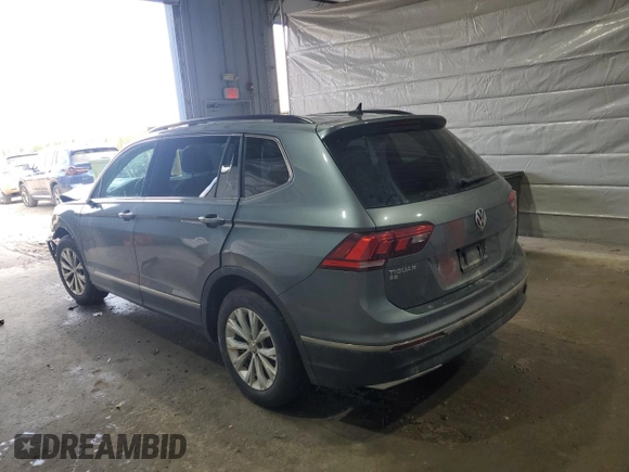 2018 Volkswagen Tiguan SEL z VIN 3VV2B7AX8JM121205, wystawiony jako Copart lot #51534915 z przebiegiem 145 265 mil mil oraz Szkoda całkowita • Salvage title. Historia ofert i sprzedaży dostępna na DreamBid. Obrazek 2.