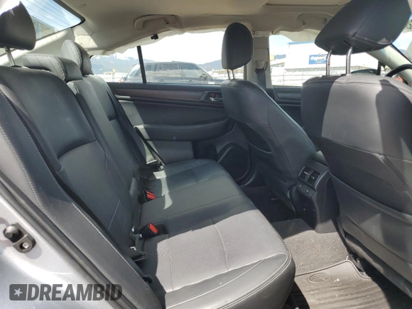2015 Subaru Legacy Limited z VIN 4S3BNAN66F3053113, wystawiony jako Copart lot #52165935 z przebiegiem 148 192 mil mil oraz Szkoda całkowita • Salvage title. Historia ofert i sprzedaży dostępna na DreamBid. Obrazek 10.