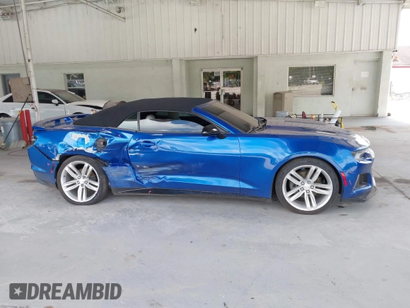 2016 Chevrolet Camaro 2LT z VIN 1G1FD3DX1G0173519, wystawiony jako IAAI lot #42345115 z przebiegiem 78 205 mil mil oraz . Historia ofert i sprzedaży dostępna na DreamBid. Obrazek 13.