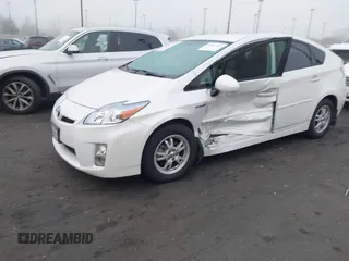 2010 Toyota Prius II with VIN JTDKN3DU9A0121927, listed as a IAAI auction lot 42085463 with 170,750 mi miles. Bid and sale history available at carsss.com. Image 2.