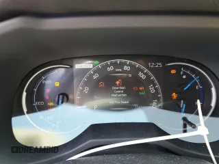 2024 Toyota RAV4 Hybrid XLE Premium z VIN JTMB6RFV5RD127315, wystawiony jako Copart lot #60001705 z przebiegiem 11 454 mil mil oraz Szkoda całkowita • Salvage title. Historia ofert i sprzedaży dostępna na DreamBid. Obrazek 9.