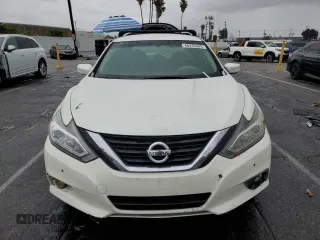 2017 Nissan Altima SR with VIN 1N4AL3AP2HC270937, listed as a Copart auction lot 48416365 with 119,549 mi miles and Salvage Title. Bid and sale history available at carsss.com. Image 5.