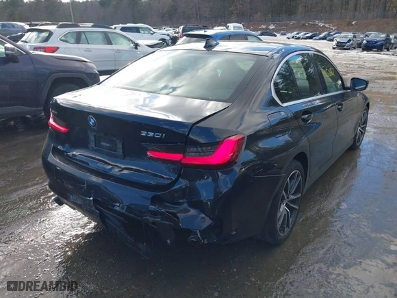 2021 BMW 3 Series 330i xDrive with VIN 3MW5R7J02M8C02642, listed as a IAAI auction lot 41650187 with NaN miles. Bid and sale history available at carsss.com. Image 4.