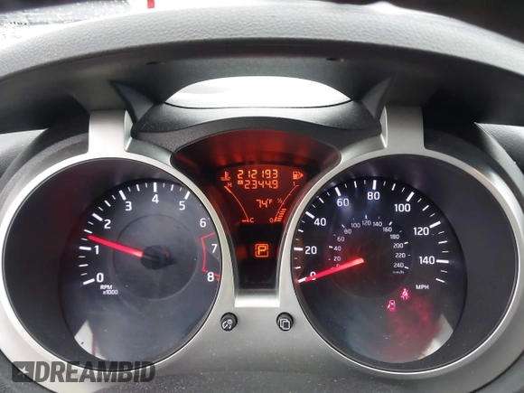 2013 Nissan Juke SV with VIN JN8AF5MR4DT225880, listed as a IAAI auction lot 41932207 with 212,193 mi miles. Bid and sale history available at carsss.com. Image 7.