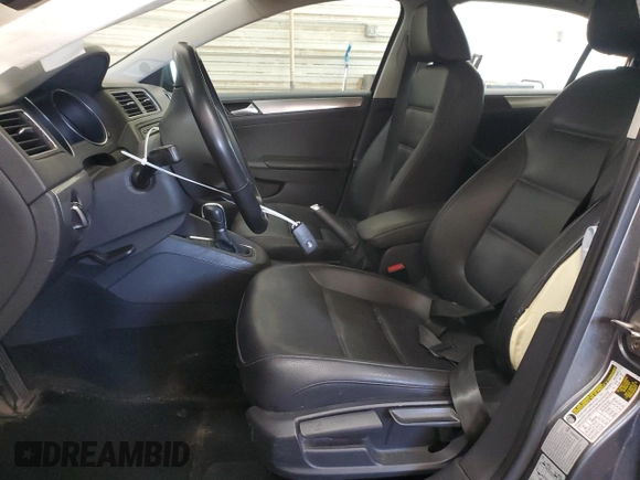 2015 Volkswagen Jetta SE with VIN 3VWD17AJ8FM229267, listed as a Copart auction lot 52338745 with 99,715 mi miles and Non repairable. Bid and sale history available at DreamBid. Image 7.