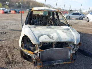 2002 Honda CR-V LX with VIN JHLRD68472C023334, listed as a IAAI auction lot 42096626 with Not Provided miles and . Bid and sale history available at carsss.com. Image 6.