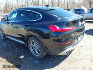 2022 BMW X4 xDrive30i with VIN 5UX33DT01N9K26959, listed as a IAAI auction lot 41835053 with 39,685 mi miles. Bid and sale history available at carsss.com. Image 3.