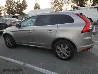 2016 Volvo XC60 T6 Drive-E with VIN YV449MDK4G2856889, listed as a Copart auction lot 83114094 with 126,561 mi miles and Salvage Title. Bid and sale history available at carsss.com. Image 2.