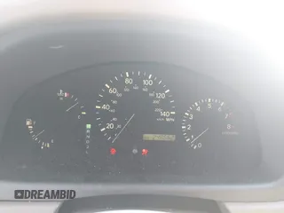 2001 Lexus RX 300 z VIN JTJHF10U010225771, wystawiony jako IAAI lot #42150312 z przebiegiem 248 662 mil mil oraz . Historia ofert i sprzedaży dostępna na DreamBid. Obrazek 7.
