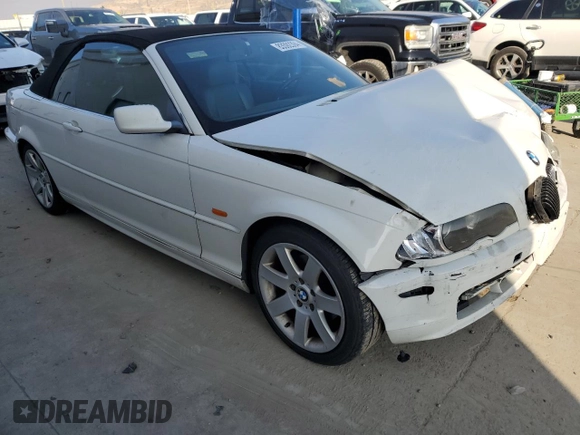 2001 BMW 3 Series 325Ci with VIN WBABS33471JY58139, listed as a Copart auction lot 83592394 with 0 mi miles and Salvage Title. Bid and sale history available at carsss.com. Image 4.
