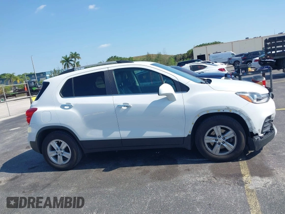 2018 Chevrolet Trax LT with VIN KL7CJLSB5JB591732, listed as a IAAI auction lot 42232548 with 153,859 mi miles and . Bid and sale history available at carsss.com. Image 13.