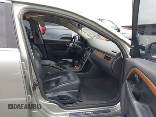 2008 Volvo S80 3.0L Turbo with VIN YV1AH992381070002, listed as a IAAI auction lot 41914788 with Not Provided miles and . Bid and sale history available at DreamBid. Image 5.