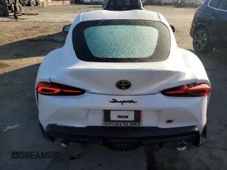 2024 Toyota GR Supra 3.0 with VIN WZ1DB0G07RW068079, listed as a Copart auction lot 83999094 with 387 mi miles and Salvage Title. Bid and sale history available at carsss.com. Image 6.