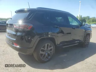 2025 Jeep Compass Limited z VIN 3C4NJDCN8ST517974, wystawiony jako Copart lot #59376325 z przebiegiem 1 606 mil mil oraz Szkoda całkowita • Salvage title. Historia ofert i sprzedaży dostępna na DreamBid. Obrazek 3.