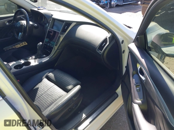 2018 Infiniti Q50 3.0t LUXE with VIN JN1EV7AP5JM355898, listed as a IAAI auction lot 40455903 with 80,812 mi miles. Bid and sale history available at carsss.com. Image 5.
