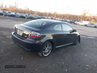 2010 Scion tC with VIN JTKDE3B74A0312430, listed as a IAAI auction lot 41125030 with 194,052 mi miles. Bid and sale history available at carsss.com. Image 4.