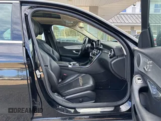 2015 Mercedes-Benz C 300 Luxury with VIN 55SWF4KB6FU080735, listed as a IAAI auction lot 41709744 with 122,005 mi miles and . Bid and sale history available at DreamBid. Image 5.