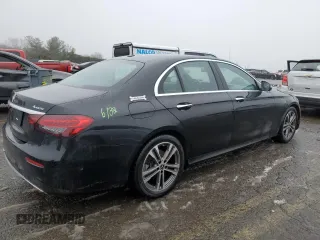 2021 Mercedes-Benz E-Class E 350 with VIN W1KZF8EB2MA921737, listed as a Copart auction lot 44261295 with 111,199 mi miles and Salvage Title. Bid and sale history available at carsss.com. Image 3.