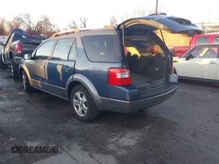 2005 Ford Freestyle SEL with VIN 1FMZK02175GA03138, listed as a IAAI auction lot 41339827 with 1 mi miles. Bid and sale history available at carsss.com. Image 3.