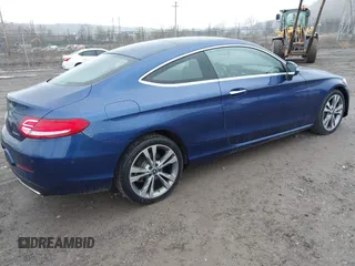 2018 Mercedes-Benz C 300 с VIN WDDWJ4KB5JF620733, выставлен на аукционе IAAI как лот 41730561 с пробегом 75 463 миль миль и . История ставок и продаж доступна на DreamBid. Изображение 4.