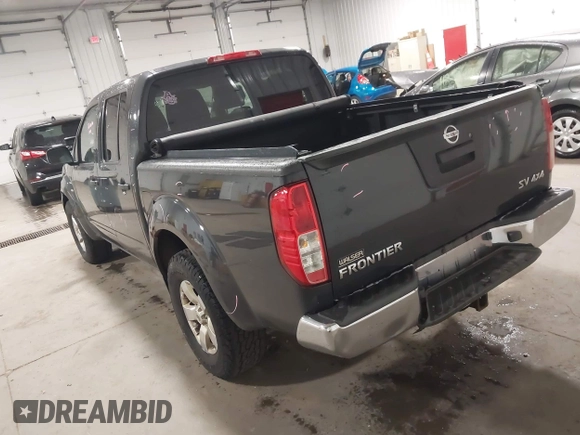2013 Nissan Frontier SV z VIN 1N6AD0EV3DN762841, wystawiony jako IAAI lot #42296408 z przebiegiem 135 191 mil mil oraz . Historia ofert i sprzedaży dostępna na DreamBid. Obrazek 3.