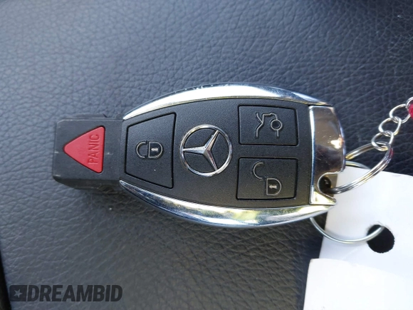 2012 Mercedes-Benz S 550 z VIN WDDNG7DB9CA461272, wystawiony jako IAAI lot #41376537 z przebiegiem 77 138 mil mil oraz . Historia ofert i sprzedaży dostępna na DreamBid. Obrazek 11.