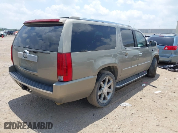 2007 Cadillac Escalade ESV with VIN 1GYFK66877R354599, listed as a IAAI auction lot 42286079 with 198,438 mi miles and . Bid and sale history available at DreamBid. Image 4.