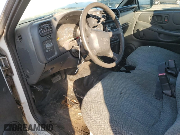 1999 GMC Sonoma with VIN 1GTDT14X2X8527880, listed as a Copart auction lot 75218964 with 231,812 mi miles and Salvage Title. Bid and sale history available at carsss.com. Image 8.