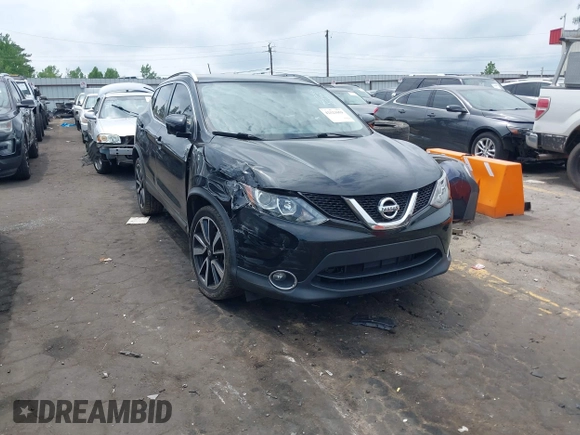 2017 Nissan Rogue S z VIN JN1BJ1CP9HW019565, wystawiony jako IAAI lot #42121059 z przebiegiem 106 056 mil mil oraz . Historia ofert i sprzedaży dostępna na DreamBid. Obrazek 1.