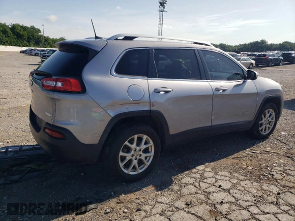 2018 Jeep Cherokee Latitude Plus with VIN 1C4PJLLB5JD519064, listed as a Copart auction lot 60925715 with 161,999 mi miles and Salvage title. Bid and sale history available at DreamBid. Image 3.