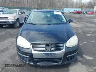 2008 Volkswagen Jetta S с VIN 3VWJZ71K68M164247, выставлен на аукционе IAAI как лот 42033103 с пробегом 168 325 миль миль и . История ставок и продаж доступна на DreamBid. Изображение 12.