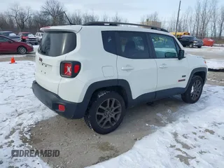 2016 Jeep Renegade Latitude with VIN ZACCJBBT9GPD73507, listed as a IAAI auction lot 41504897 with 108,331 mi miles. Bid and sale history available at carsss.com. Image 4.