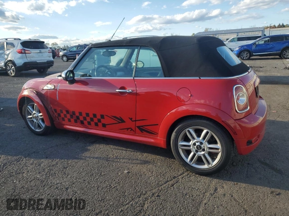 2011 MINI Convertible с VIN WMWZN3C55BT133269, выставлен на аукционе Copart как лот 74062294 с пробегом 48 582 миль миль и Списание • Salvage title. История ставок и продаж доступна на DreamBid. Изображение 2.
